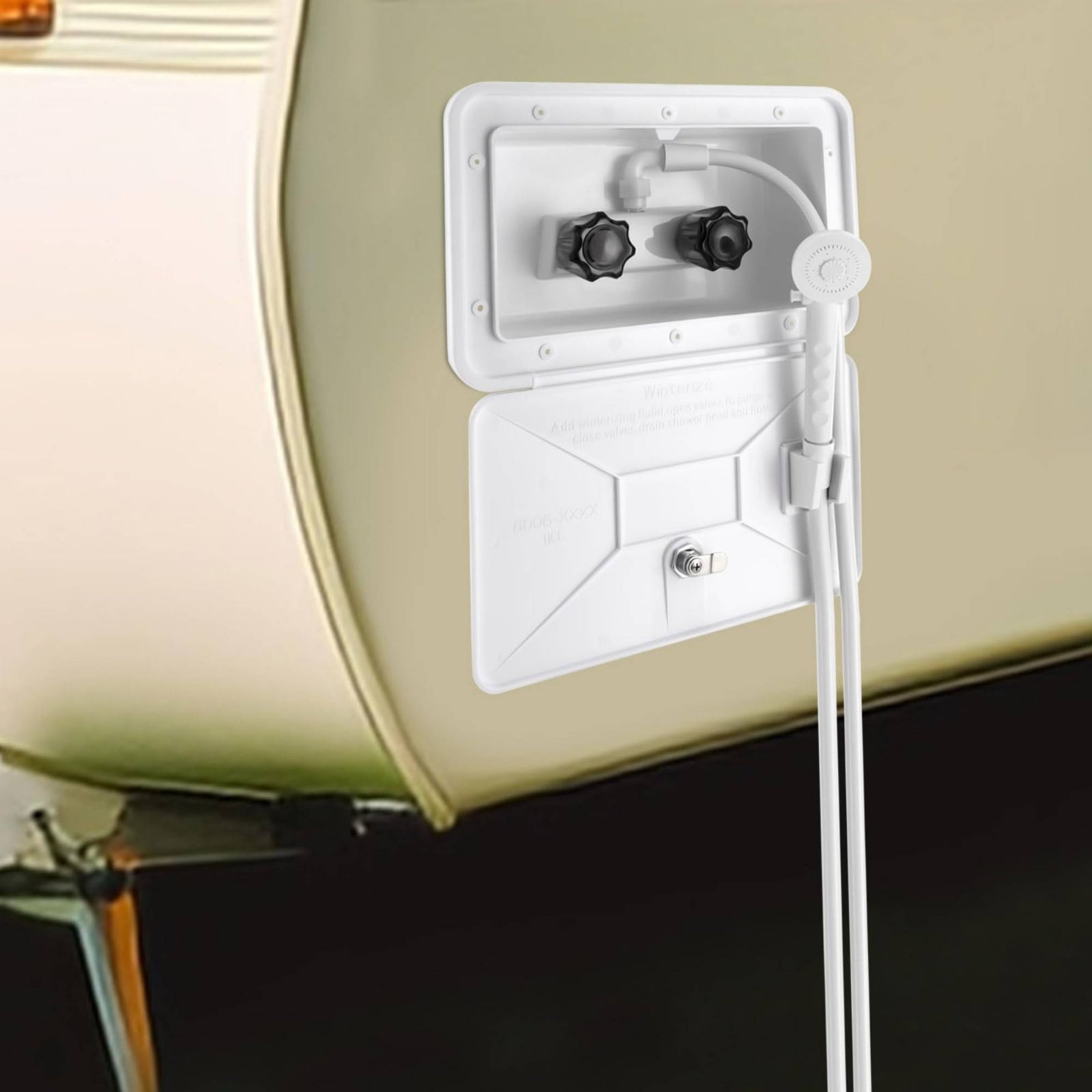 Outdoor Camping Kit - กล่องฝักบัวภายนอกรถบ้าน RV ชุดฝักบัวกลางแจ้งขนาดกะทัดรัด อุปกรณ์ตั้งแคมป์ ข้อต่อข้อศอกแบบหมุนได้พร้อมระบบล็อค สำหรับนักเดินทางแคมป์ปิ้งและการเดินทาง